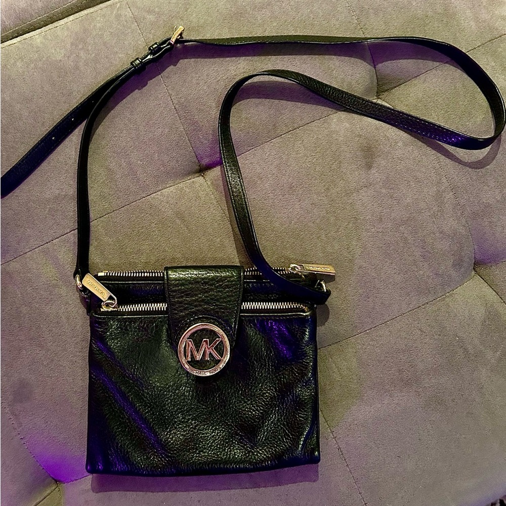 Michael Kors Black Crossbody Bag Pebbled Leather EUC